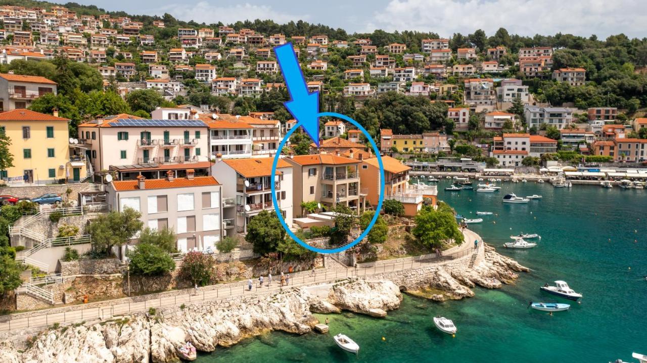 Seafront 2-Bedroom Apartment Nika - Rabac Extérieur photo